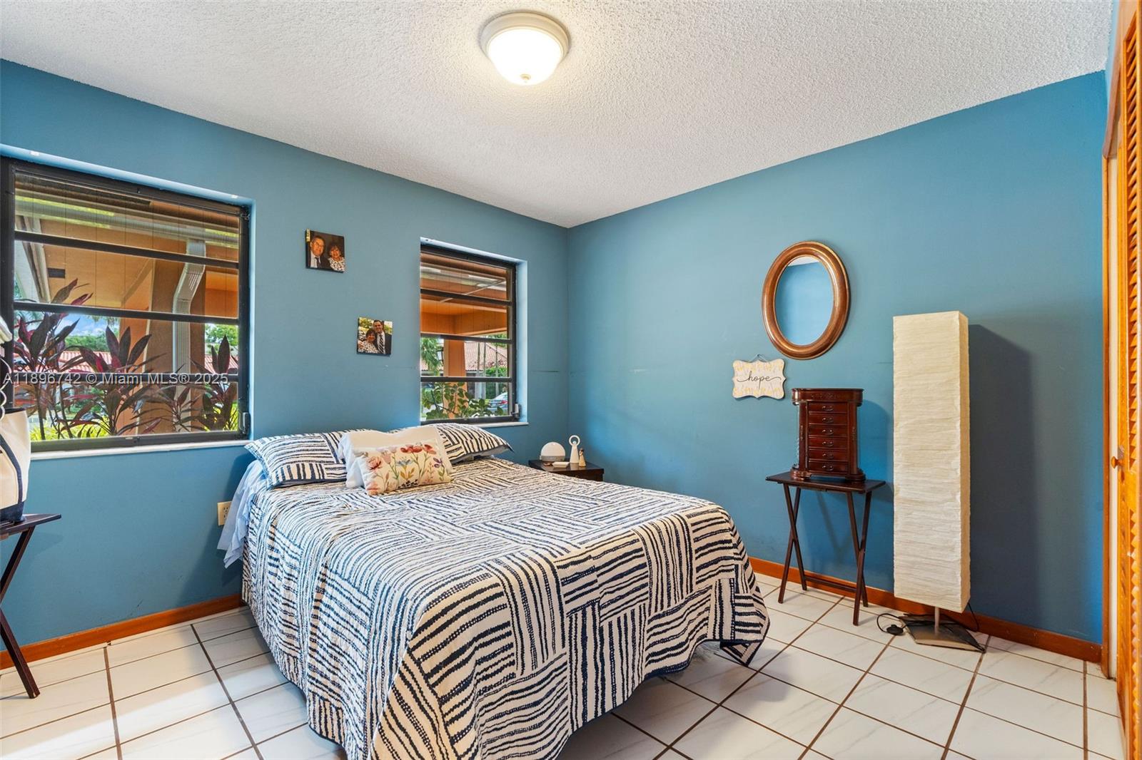 Miami, Florida, 33173, United States, 3 Bedrooms Bedrooms, ,3 BathroomsBathrooms,Residential,For Sale,1966935