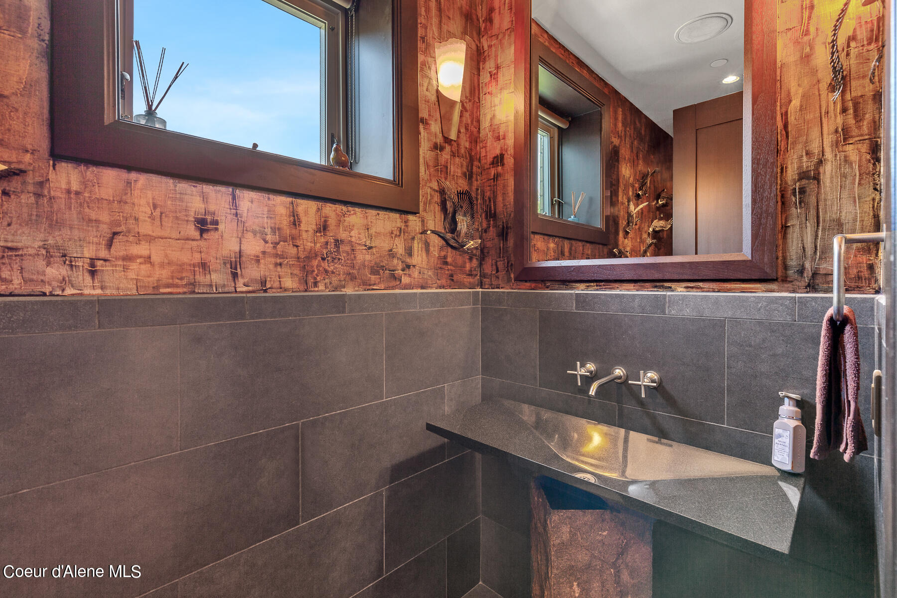 2022 S. Island Green Dr., Coeur d'Alene, Idaho, 83814, United States, 4 Bedrooms Bedrooms, ,5 BathroomsBathrooms,Residential,For Sale,2022 S. Island Green Dr.,1617972