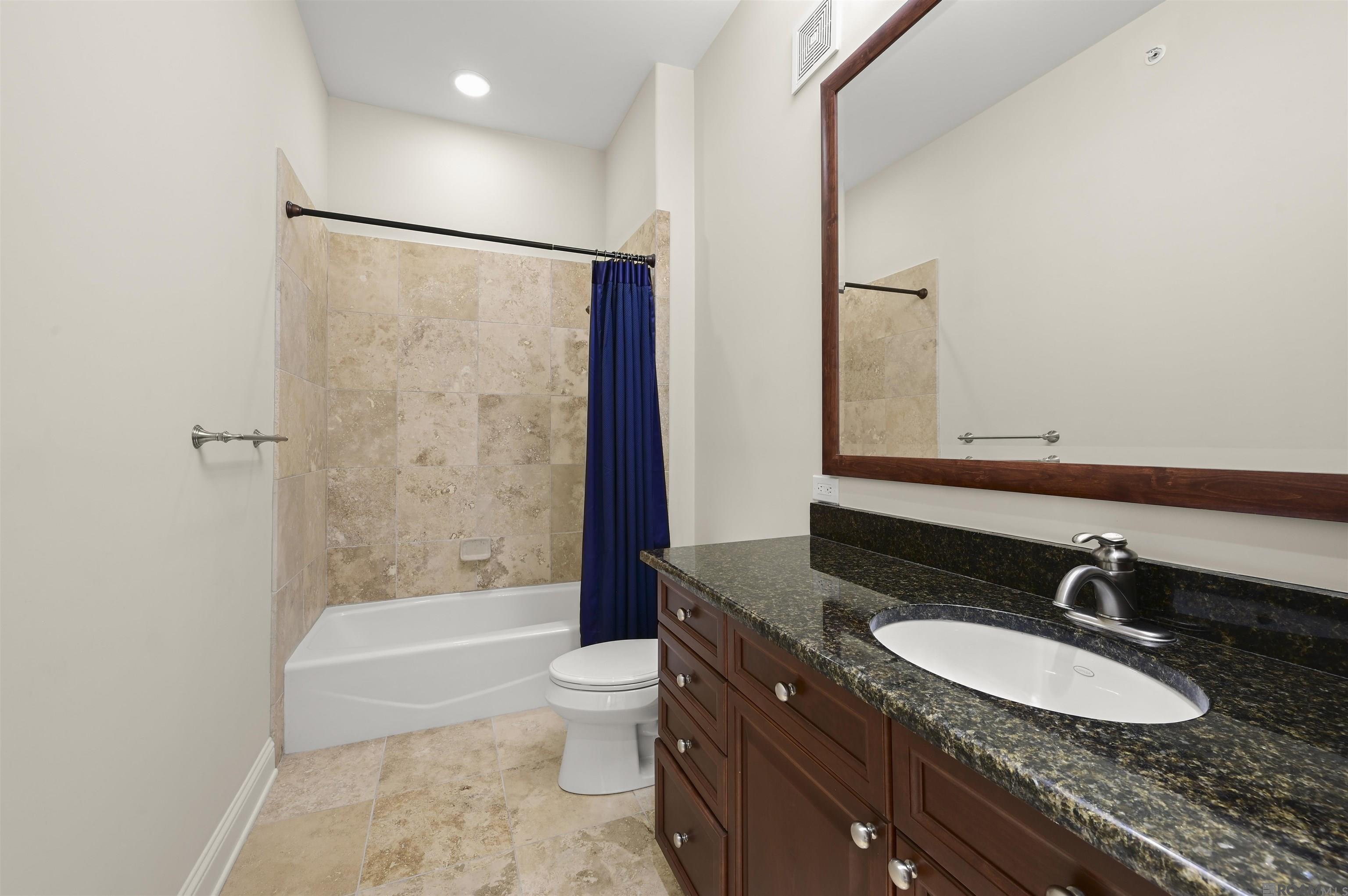 Baton Rouge, Louisiana, 70808, United States, 3 Bedrooms Bedrooms, ,2 BathroomsBathrooms,Residential,For Sale,1980847