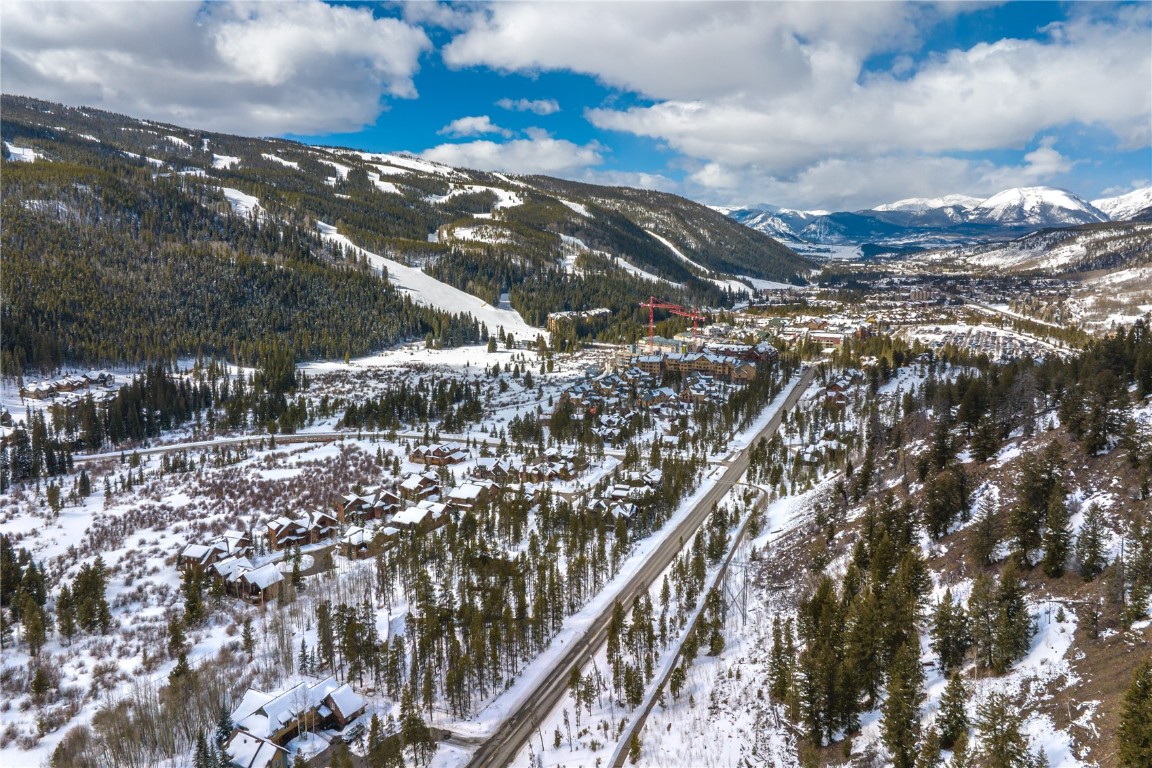 Keystone, Colorado, 80435, United States, 3 Bedrooms Bedrooms, ,2 BathroomsBathrooms,Residential,For Sale,1794771