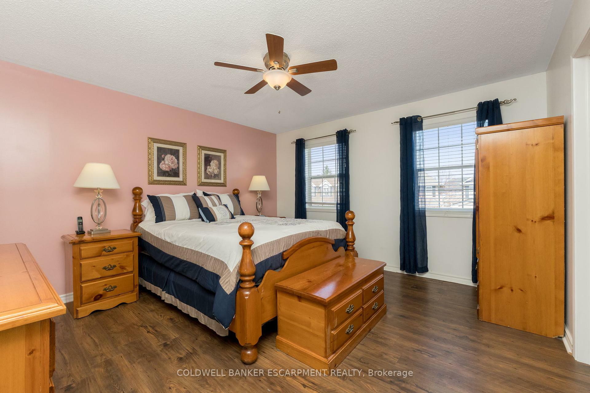 MILTON, Ontario, L9T 5K1, CA, 3 Bedrooms Bedrooms, ,Residential,For Sale,1849827