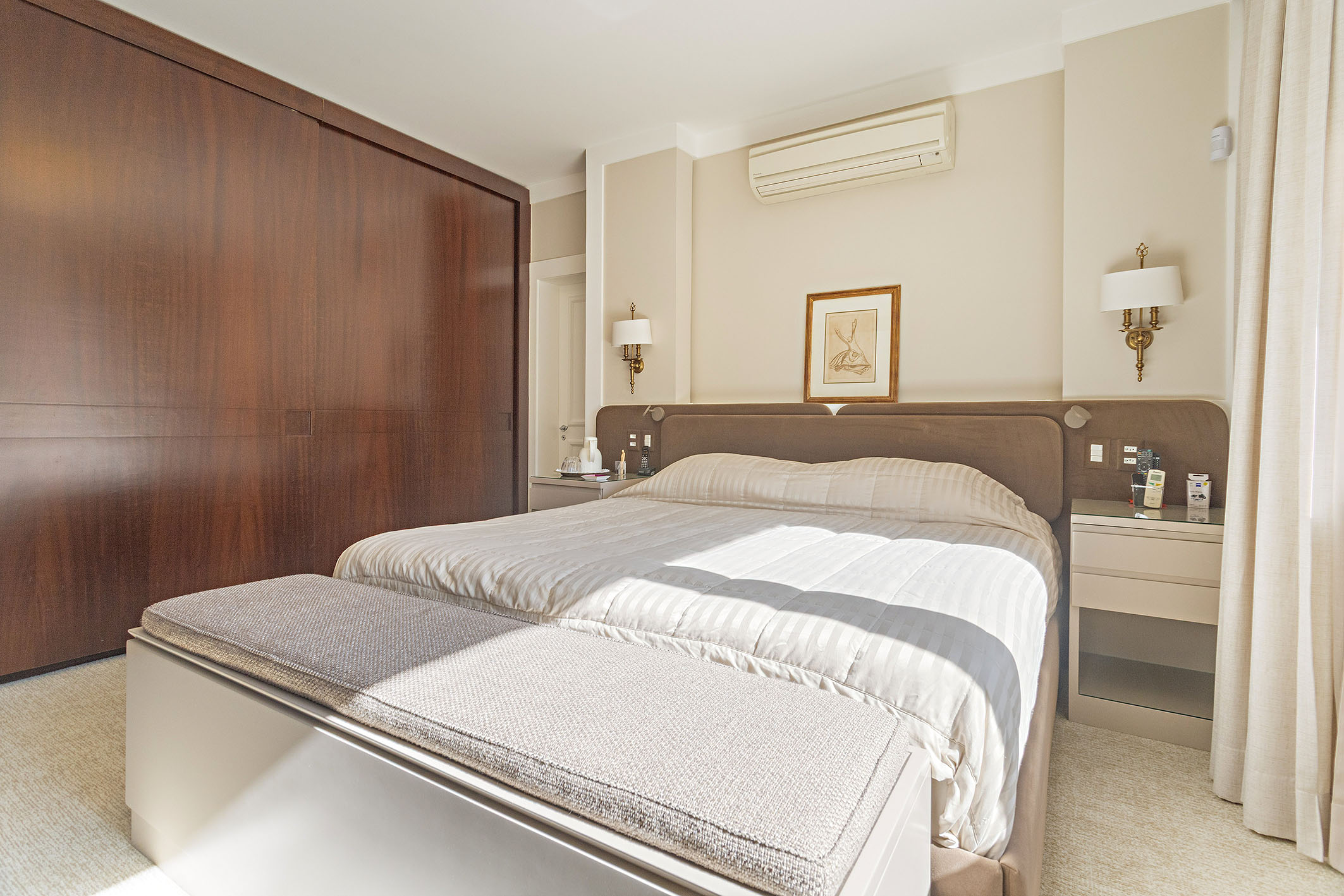  Fully renovated residence with five suites on a gated street in Pacaembu - 物件實景