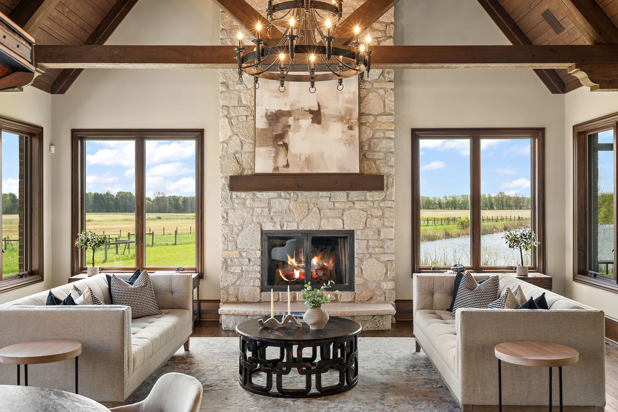  77+ Acre Estate Offering a Blend of Open Ground and Wooded Surroundings - 物件實景