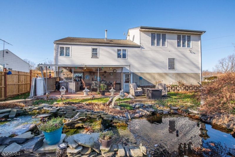 Wharton Boro, New Jersey, 07885, United States, 3 Bedrooms Bedrooms, ,2 BathroomsBathrooms,Residential,For Sale,2003282