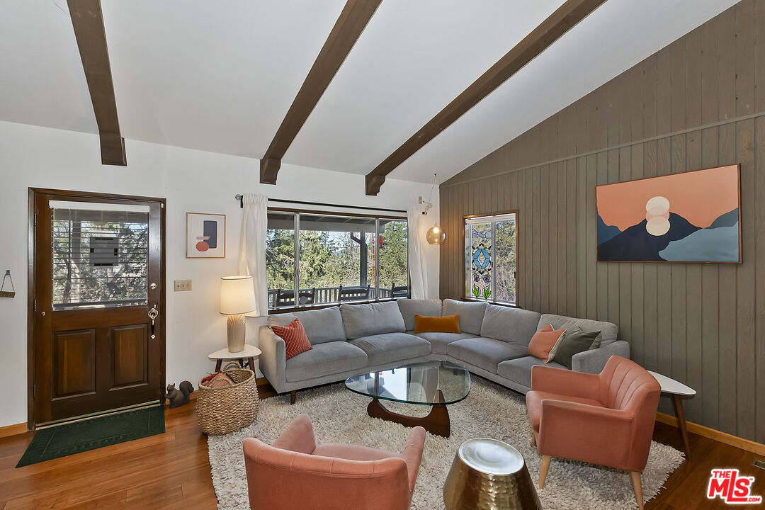 Big Bear City, California, 92314, United States, 3 Bedrooms Bedrooms, ,2 BathroomsBathrooms,Residential,For Sale,1766827