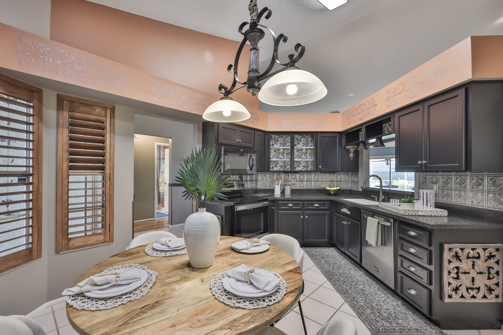 Tampa, Florida, 33635, United States, 4 Bedrooms Bedrooms, ,2 BathroomsBathrooms,Residential,For Sale,1996495