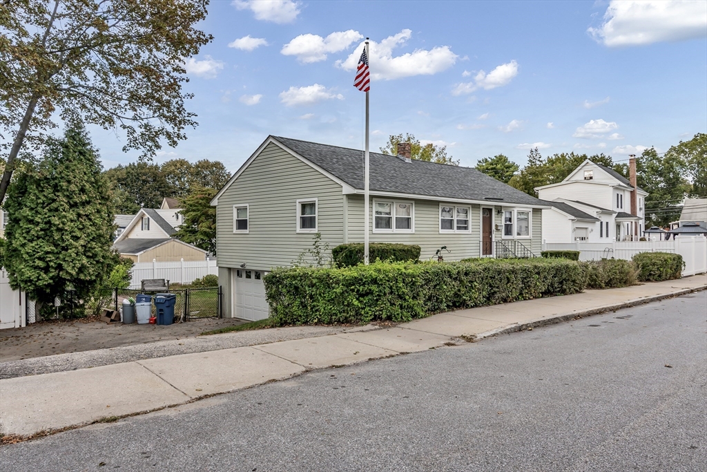 Lawrence, Massachusetts, 01843, United States, 3 Bedrooms Bedrooms, ,1 BathroomBathrooms,Residential,For Sale,1980479