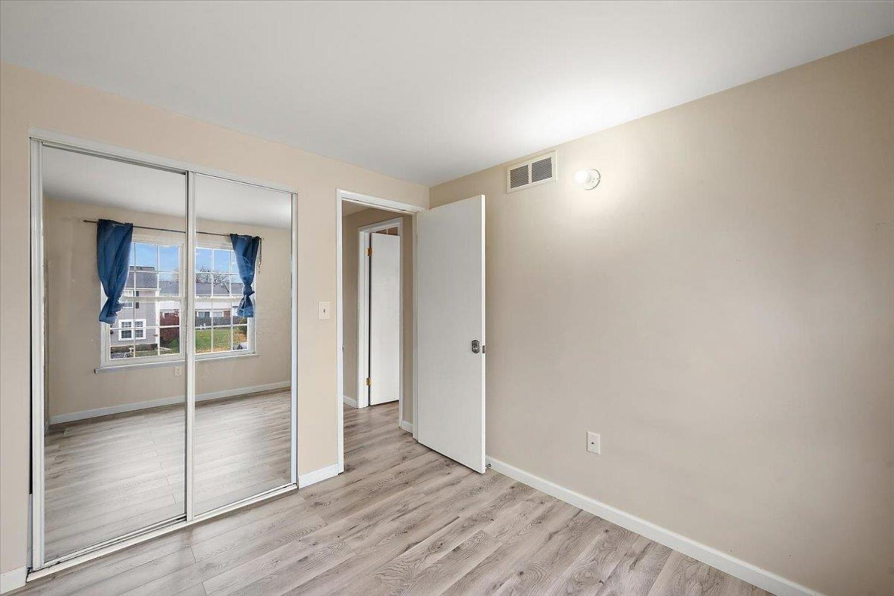  Sterling Heights - 物件實景