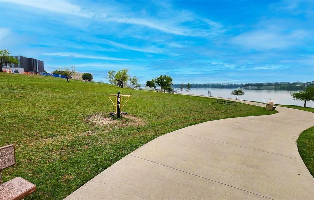 Fort Worth, Texas, 76179, United States, 4 Bedrooms Bedrooms, ,4 BathroomsBathrooms,Residential,For Sale,1978129