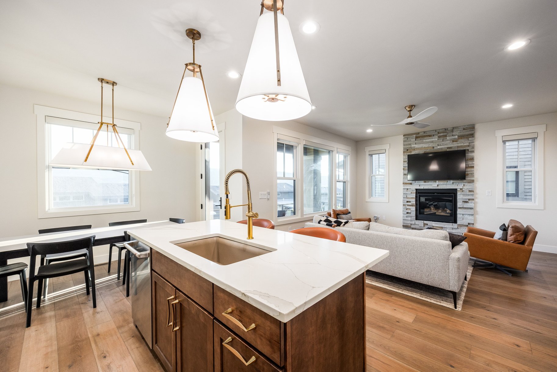  Deer Valley® Ski-Run Views + Lakeside Living in Deer Waters - 物件實景