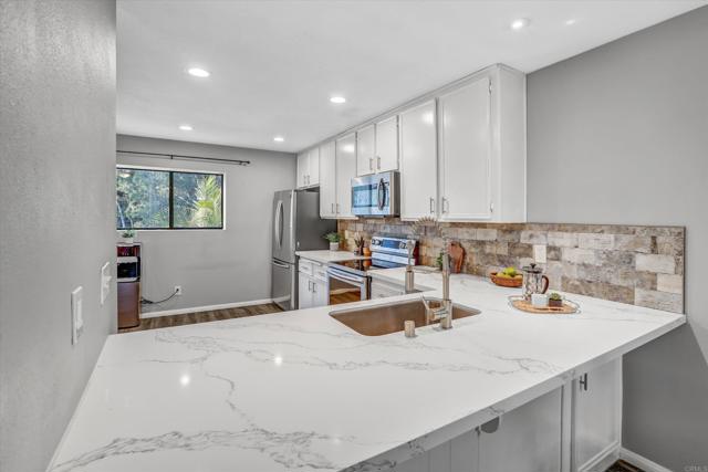 San Diego, California, 92108, United States, 2 Bedrooms Bedrooms, ,2 BathroomsBathrooms,Residential,For Sale,1873743