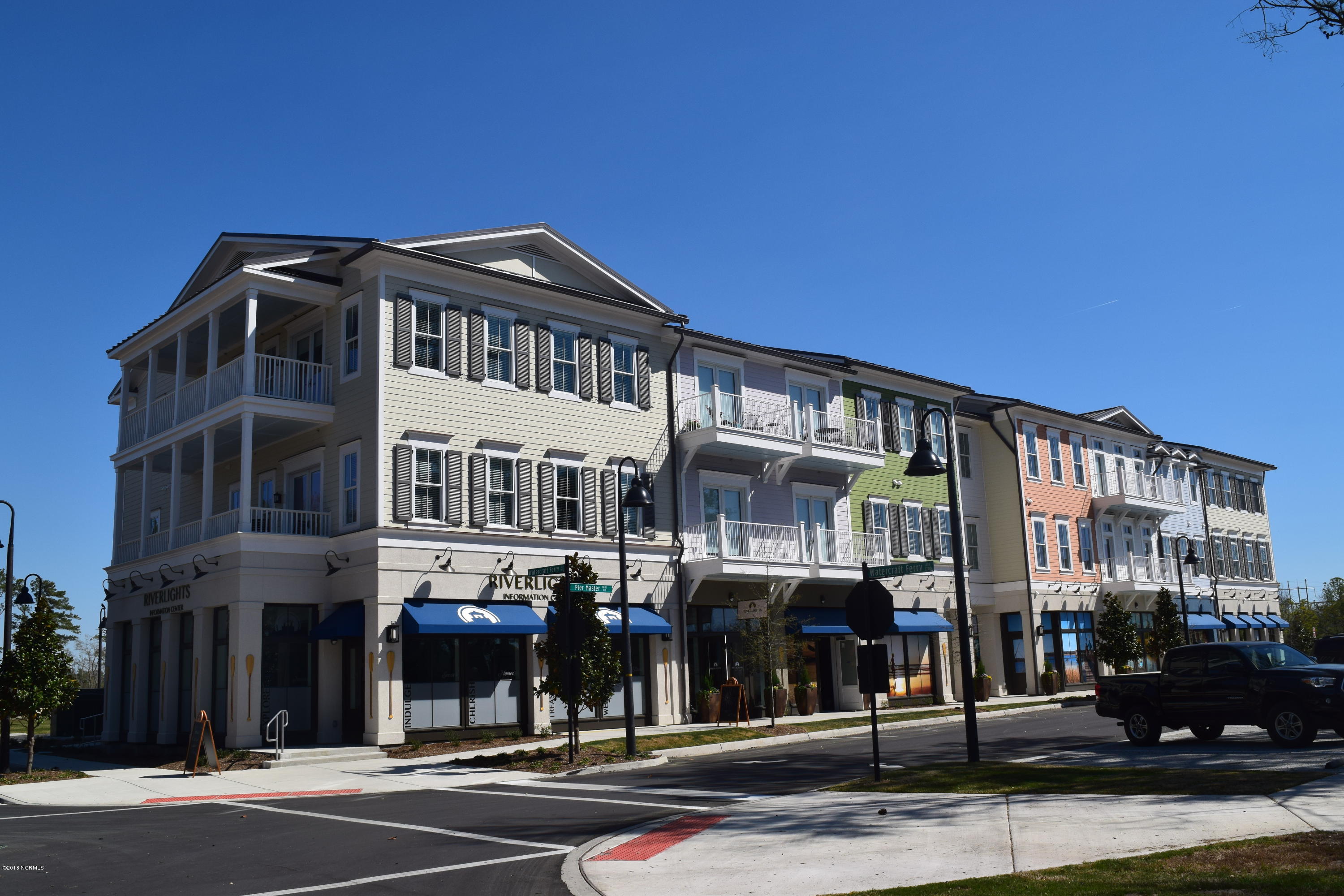 Wilmington, North Carolina, 28412, United States, 4 Bedrooms Bedrooms, ,3 BathroomsBathrooms,Residential,For Sale,1847118