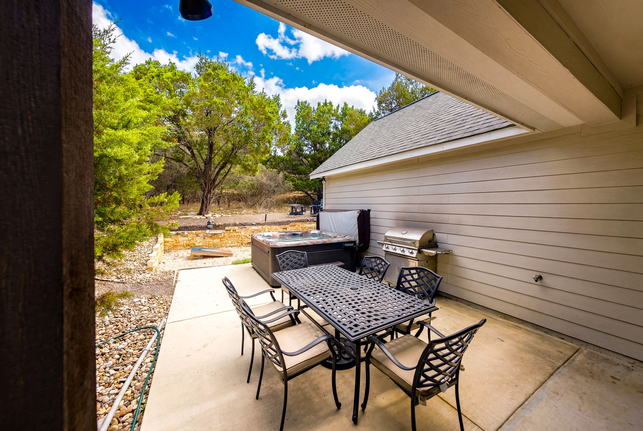  Canyon Lake Home with Hot Tub and Balcony Views - 物件實景