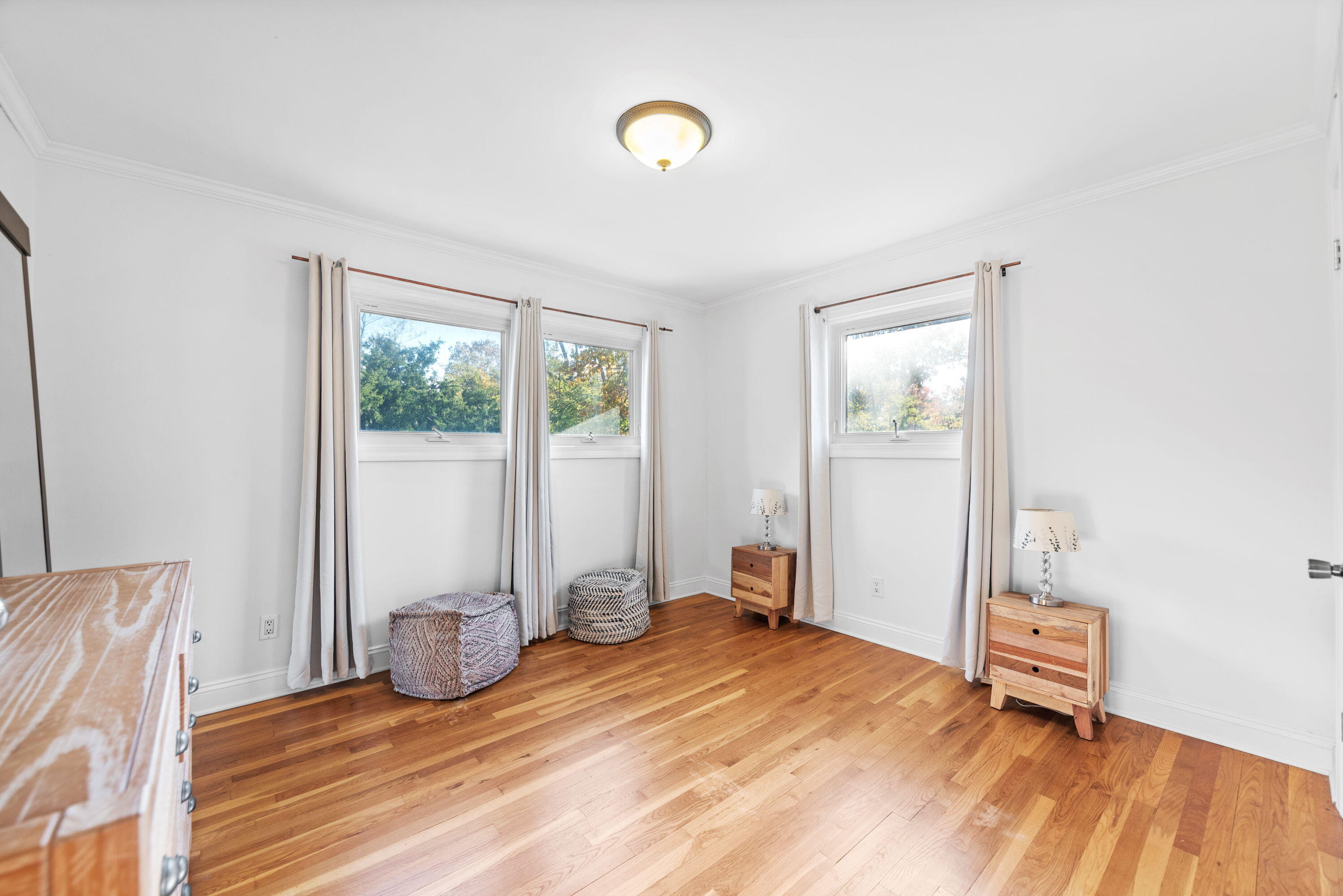 New Buffalo, Michigan, 49117, United States, 3 Bedrooms Bedrooms, ,4 BathroomsBathrooms,Residential,For Sale,1989318