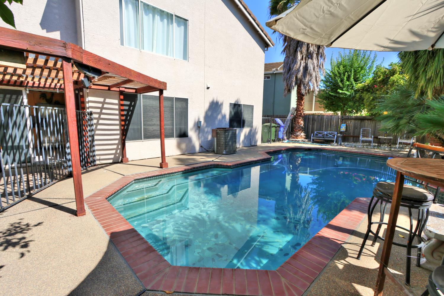 Elk Grove, California, 95758, United States, 3 Bedrooms Bedrooms, ,3 BathroomsBathrooms,Residential,For Sale,1918495