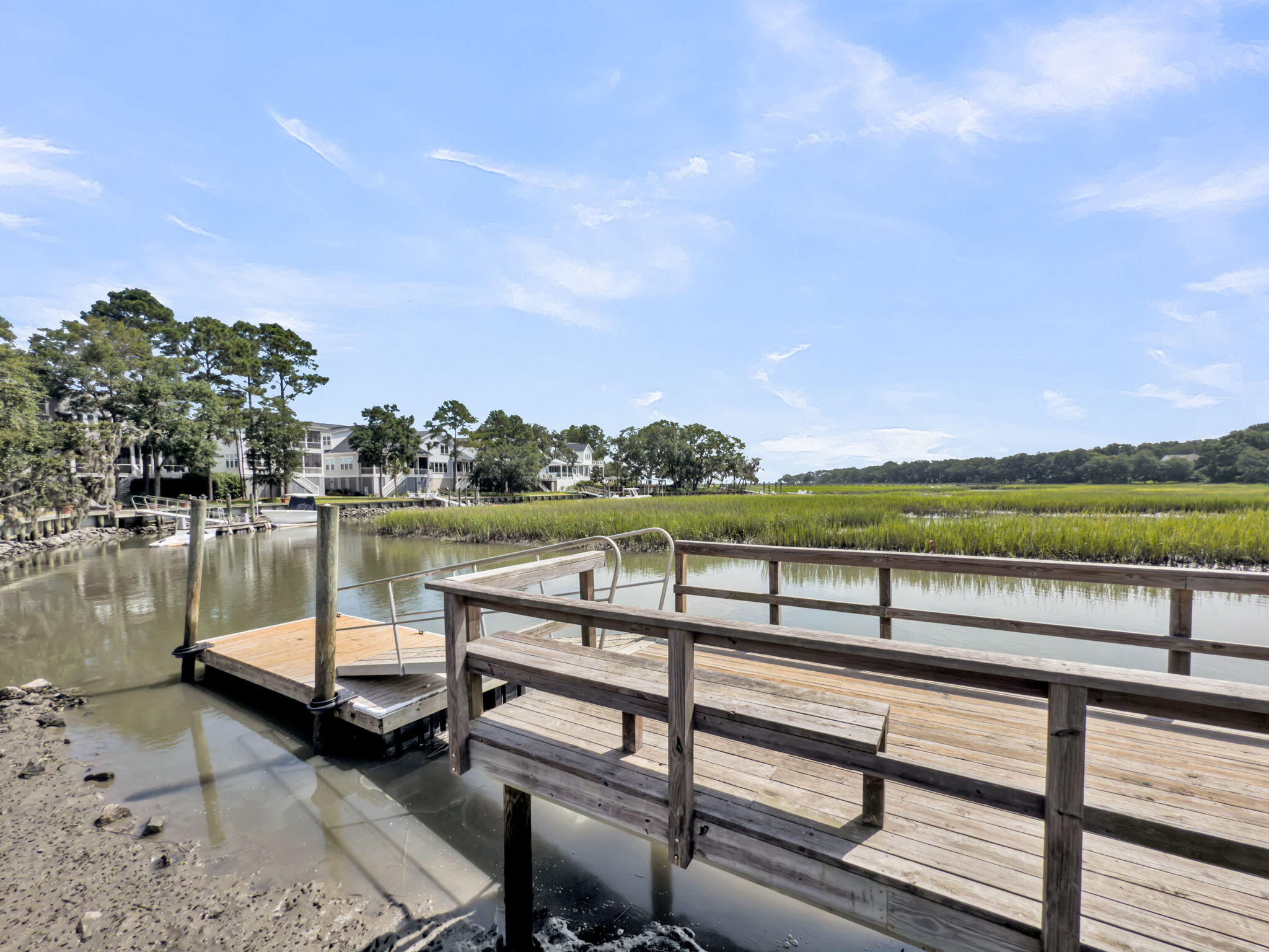 Charleston, South Carolina, 29412, United States, 4 Bedrooms Bedrooms, ,2 BathroomsBathrooms,Residential,For Sale,1985691
