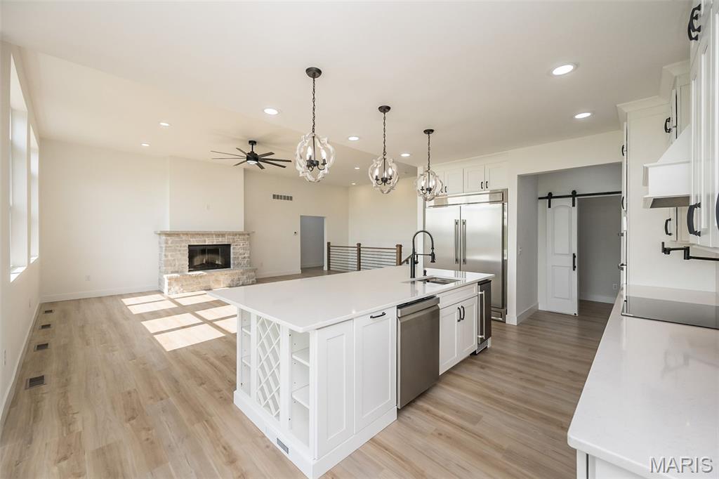 Troy, Missouri, 63379, United States, 4 Bedrooms Bedrooms, ,4 BathroomsBathrooms,Residential,For Sale,1913425