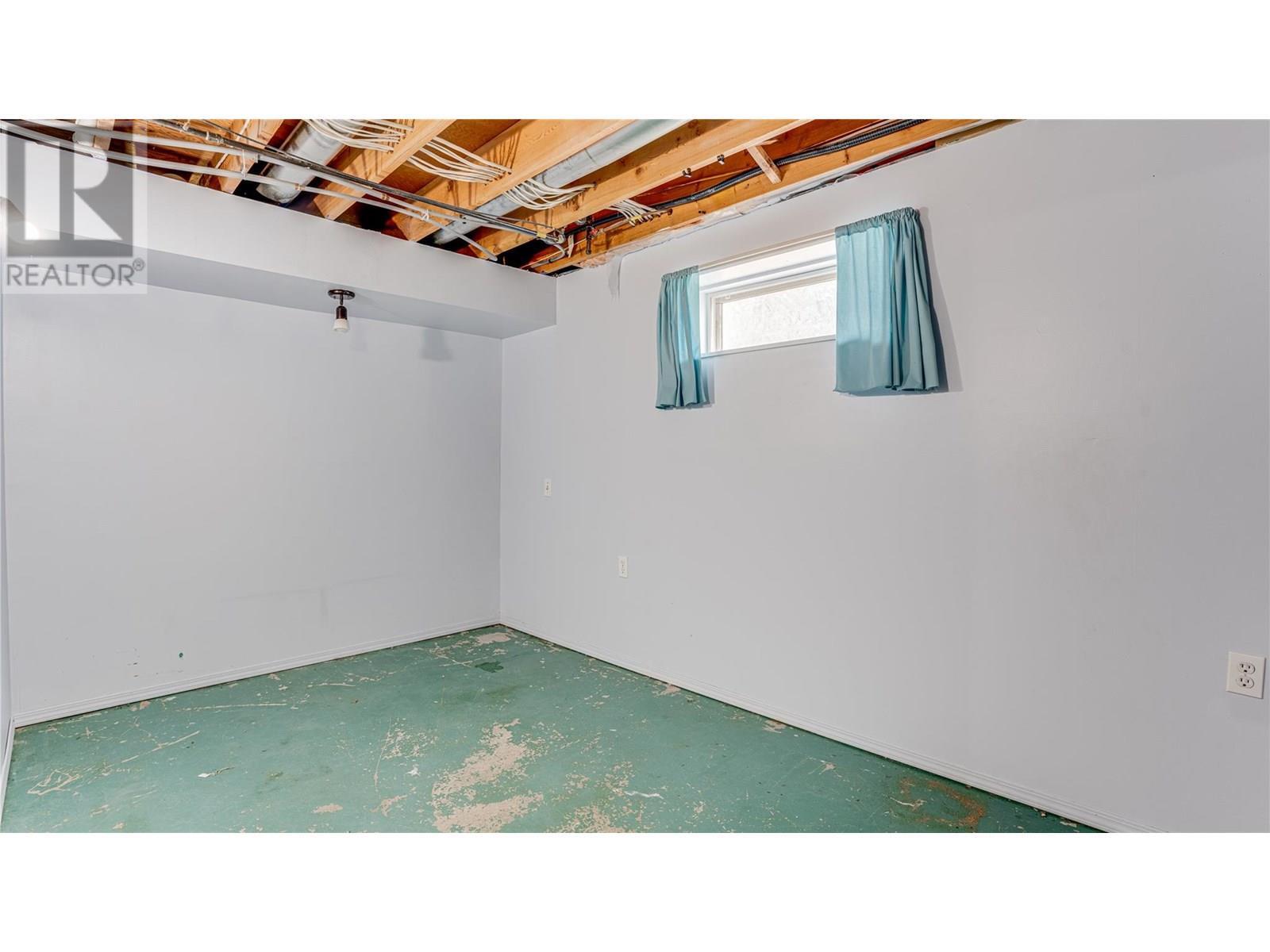 LUMBY, British Columbia, V0E 2G5, CA, 3 Bedrooms Bedrooms, ,2 BathroomsBathrooms,Residential,For Sale,1906205