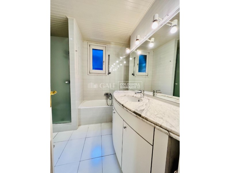 Escaldes-Engordany, Andorra, AD, 4 Bedrooms Bedrooms, ,3 BathroomsBathrooms,Residential,For Sale,1448844