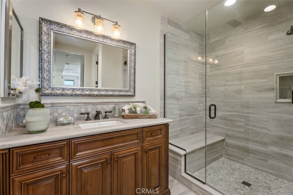 Dana Point, California, 92629, United States, 5 Bedrooms Bedrooms, ,10 BathroomsBathrooms,Residential,For Sale,1838337