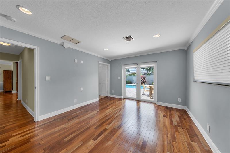 Fort Lauderdale, Florida, 33308, United States, 2 Bedrooms Bedrooms, ,2 BathroomsBathrooms,Residential,For Sale,1890163