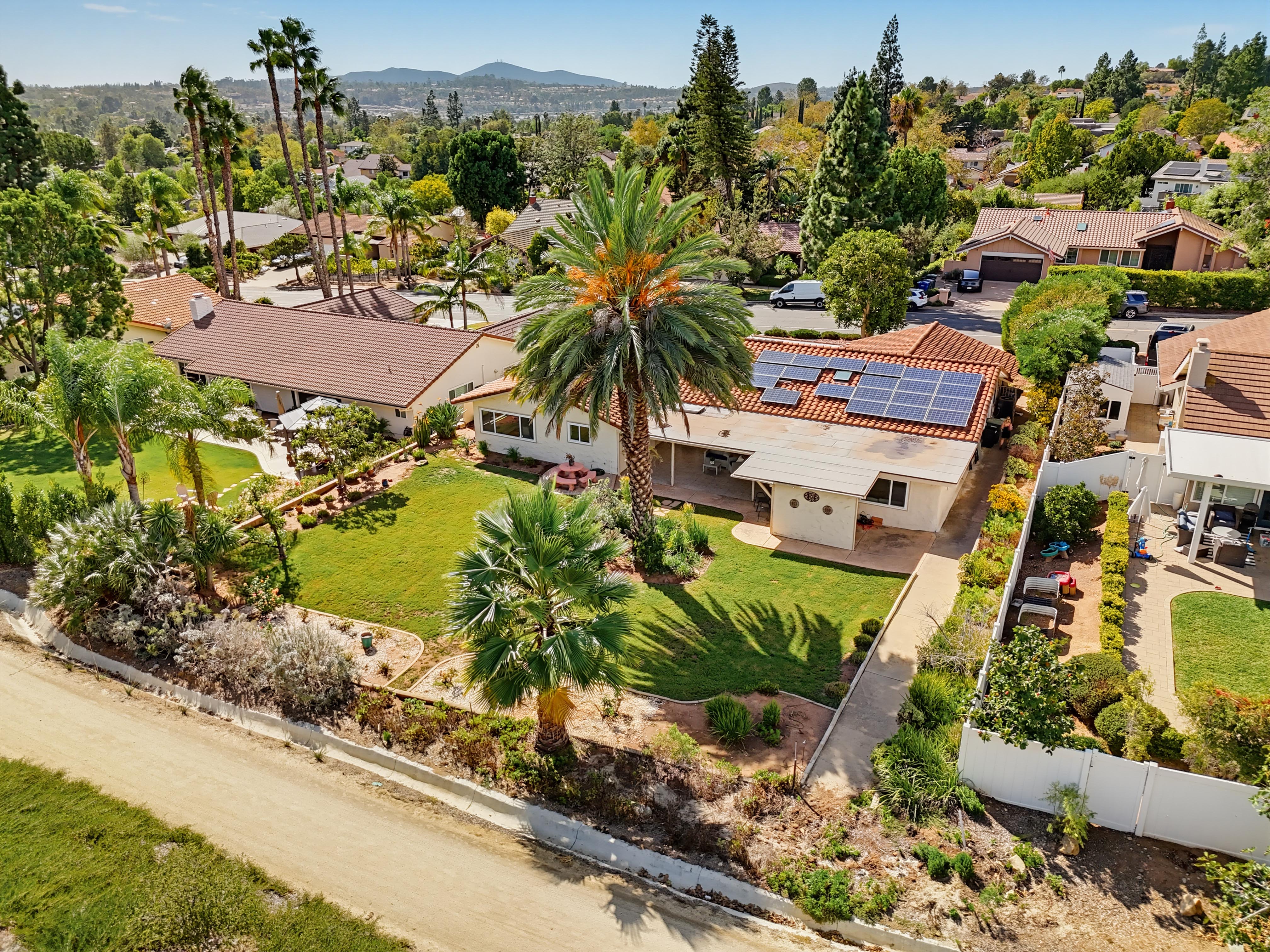  17253 Saint Andrews Drive, Poway, CA 92064 - 物件實景