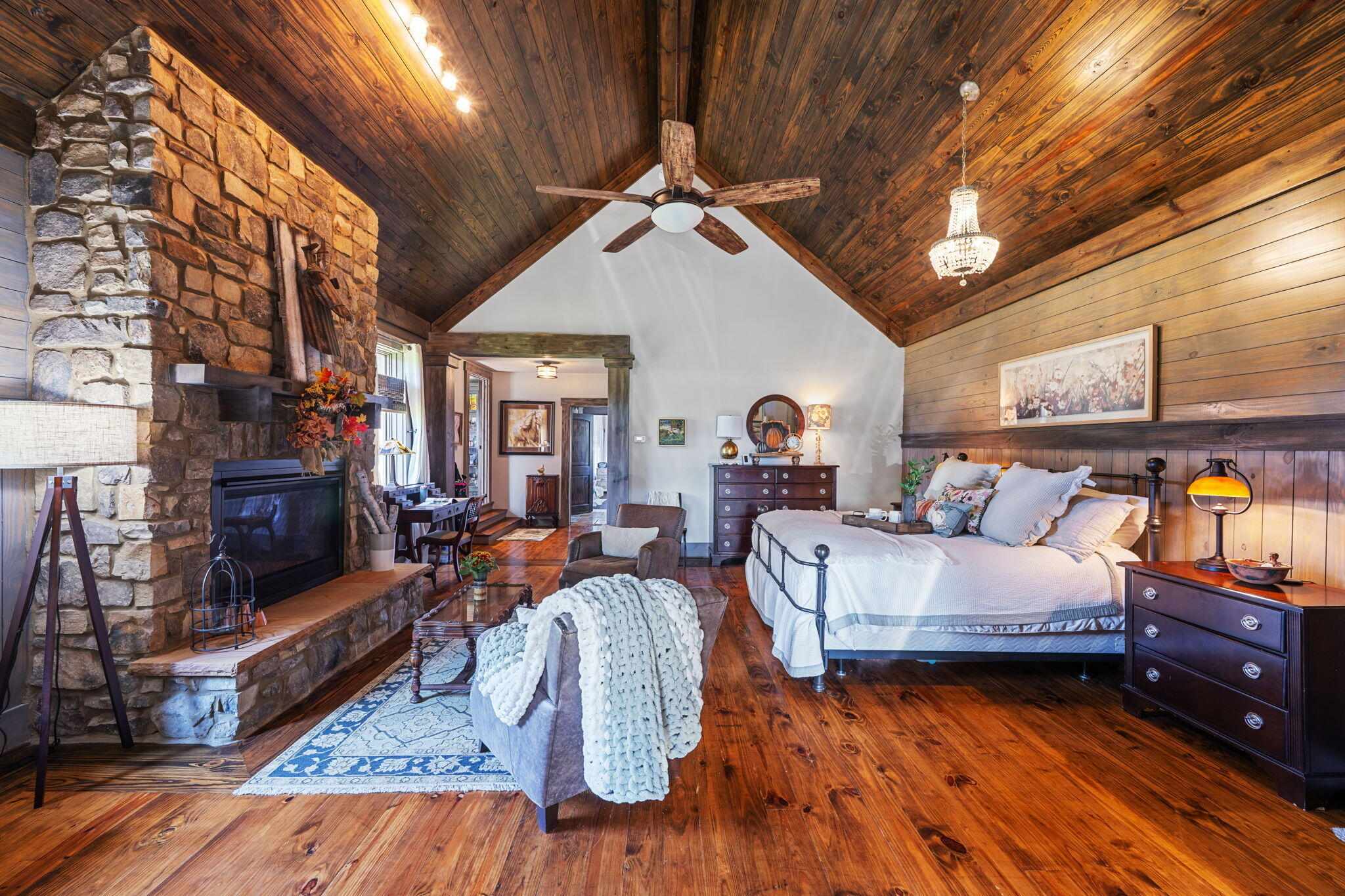 Harrison, Tennessee, 37341, United States, 4 Bedrooms Bedrooms, ,4 BathroomsBathrooms,Residential,For Sale,1951177