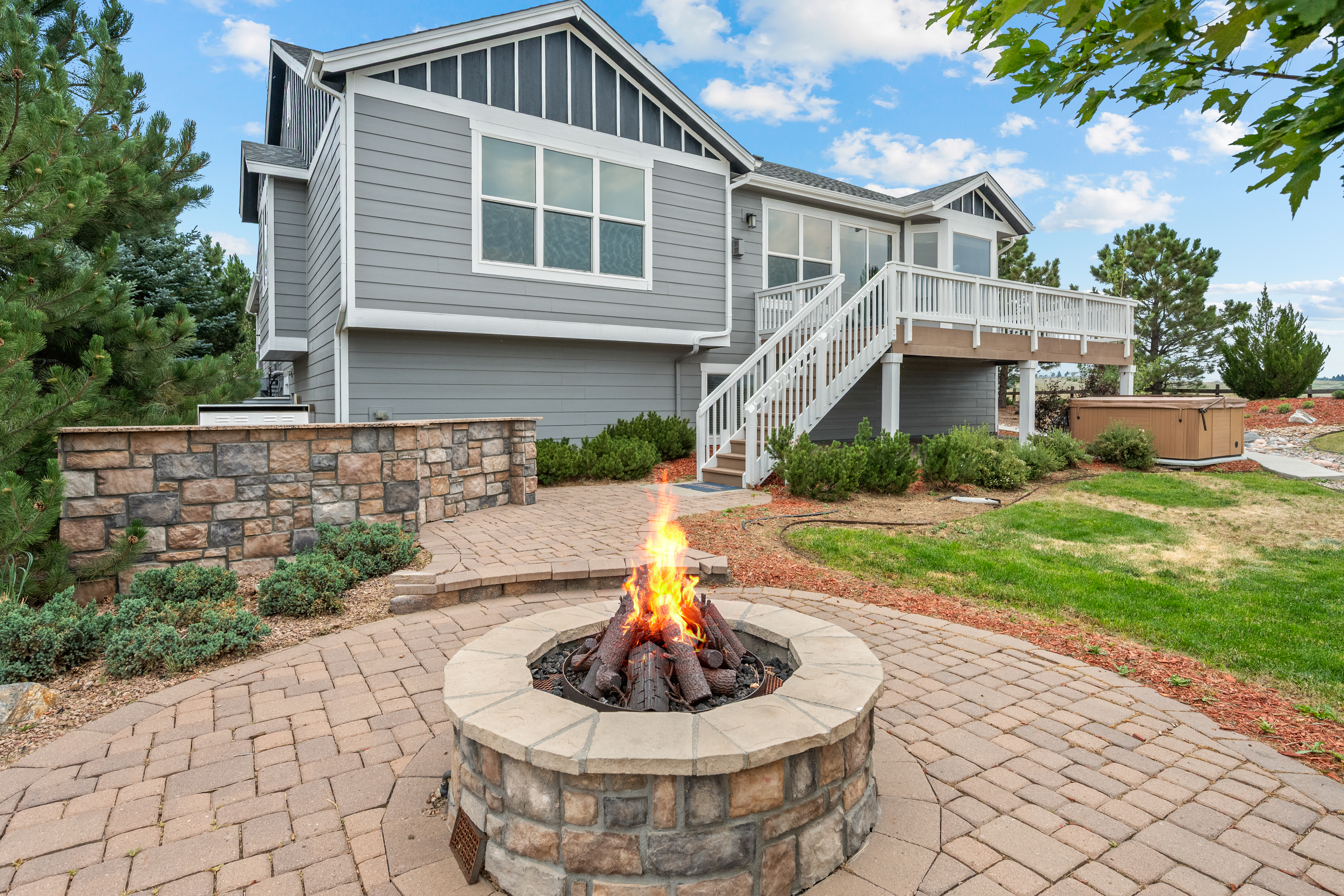  Experience elevated Colorado living in this exceptional ranch-style home. - 物件實景