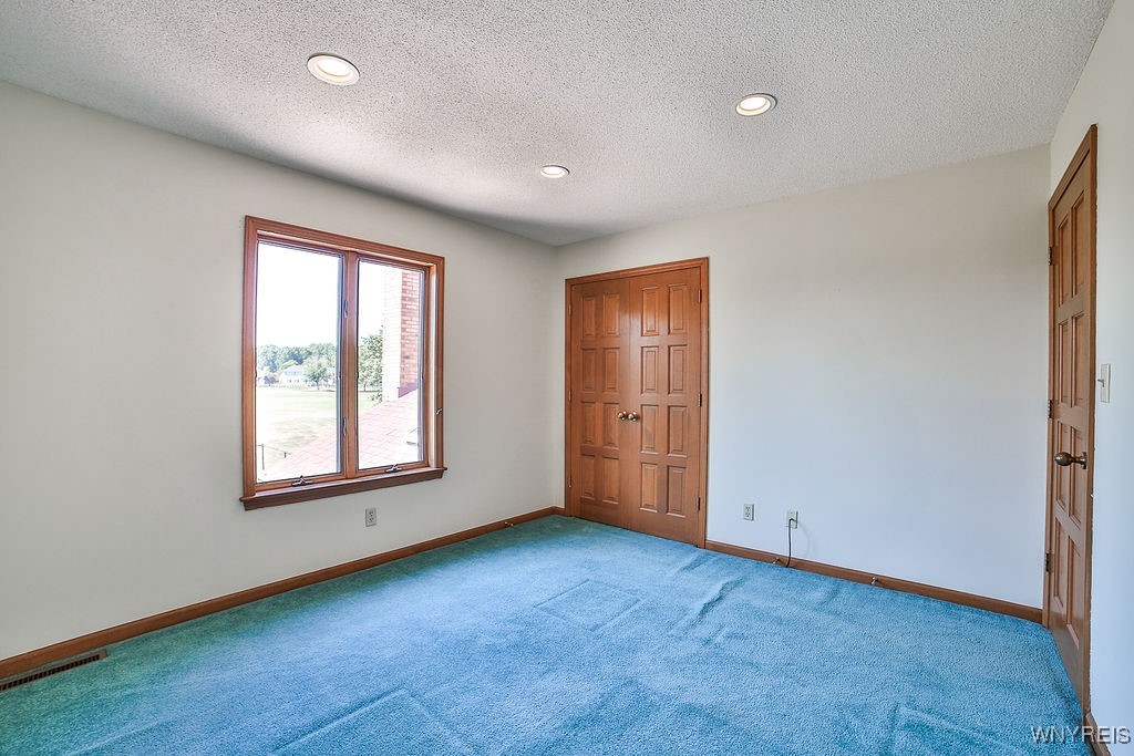 Grand Island, New York, 14072, United States, 4 Bedrooms Bedrooms, ,4 BathroomsBathrooms,Residential,For Sale,1899364