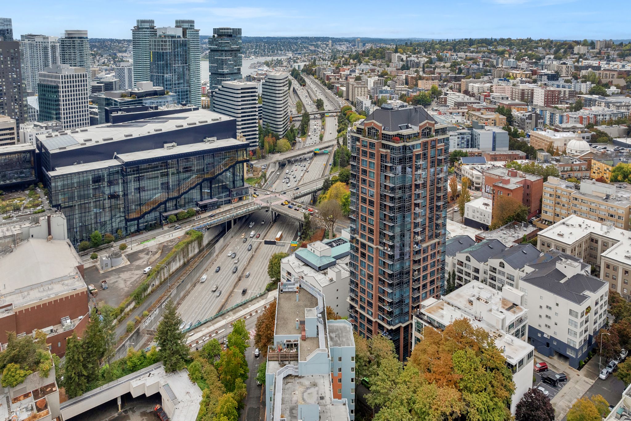 Light-Filled Luxury in Seattle - 物件實景