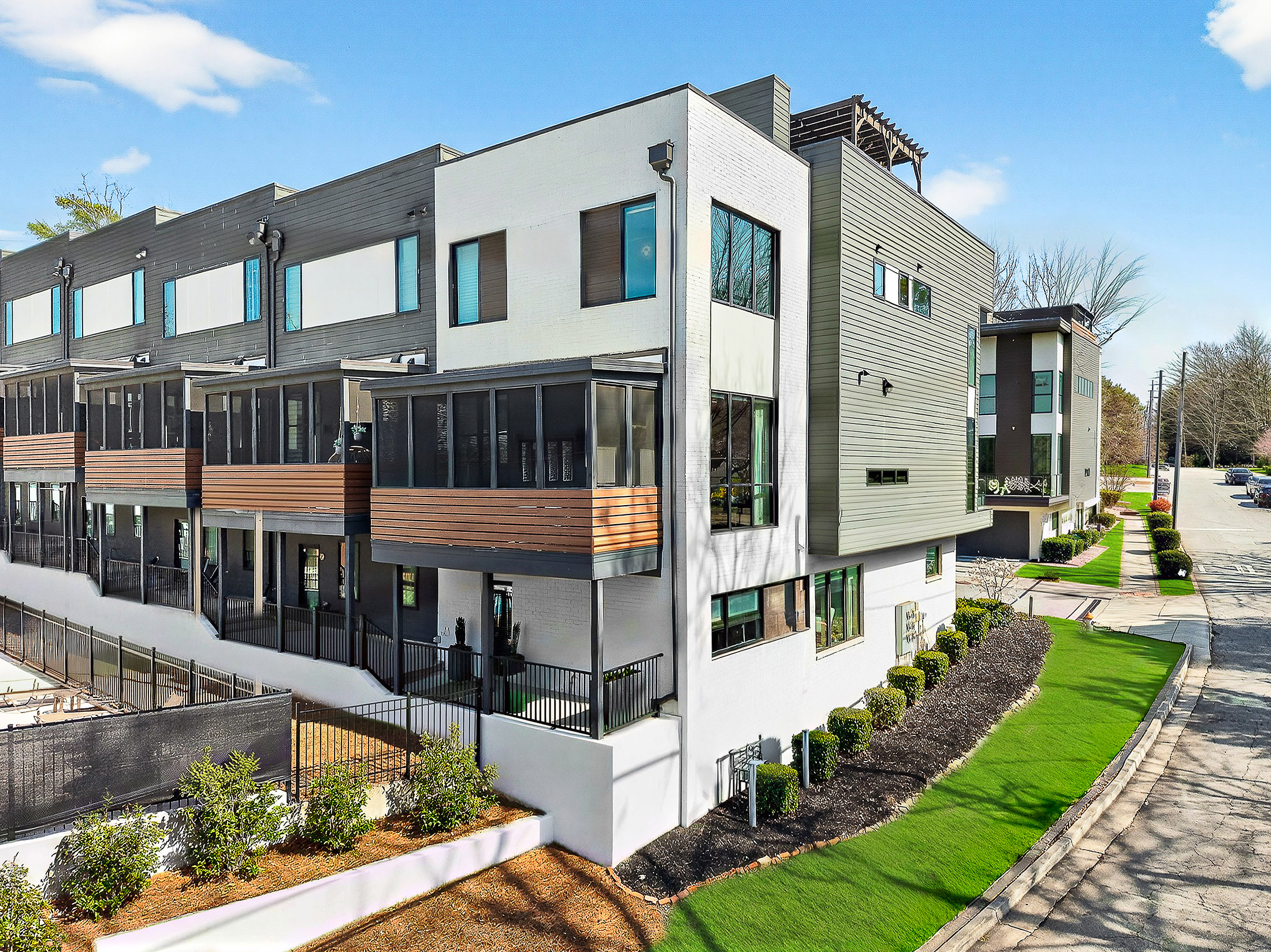  Exceptional End-Unit Townhome at Moda Decatur - 物件實景