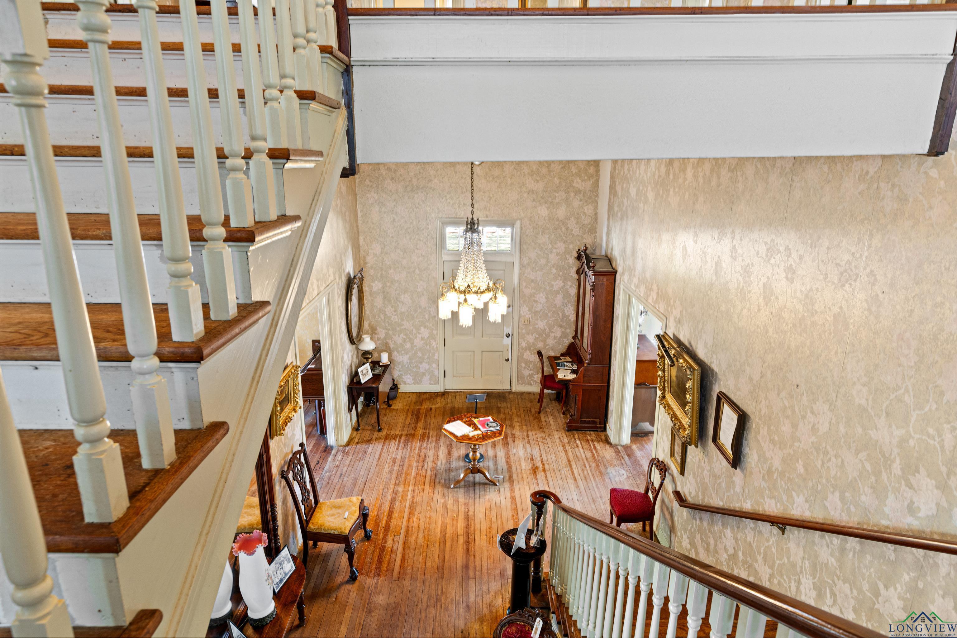 Jefferson, Texas, 75657, United States, 5 Bedrooms Bedrooms, ,5 BathroomsBathrooms,Residential,For Sale,1978271