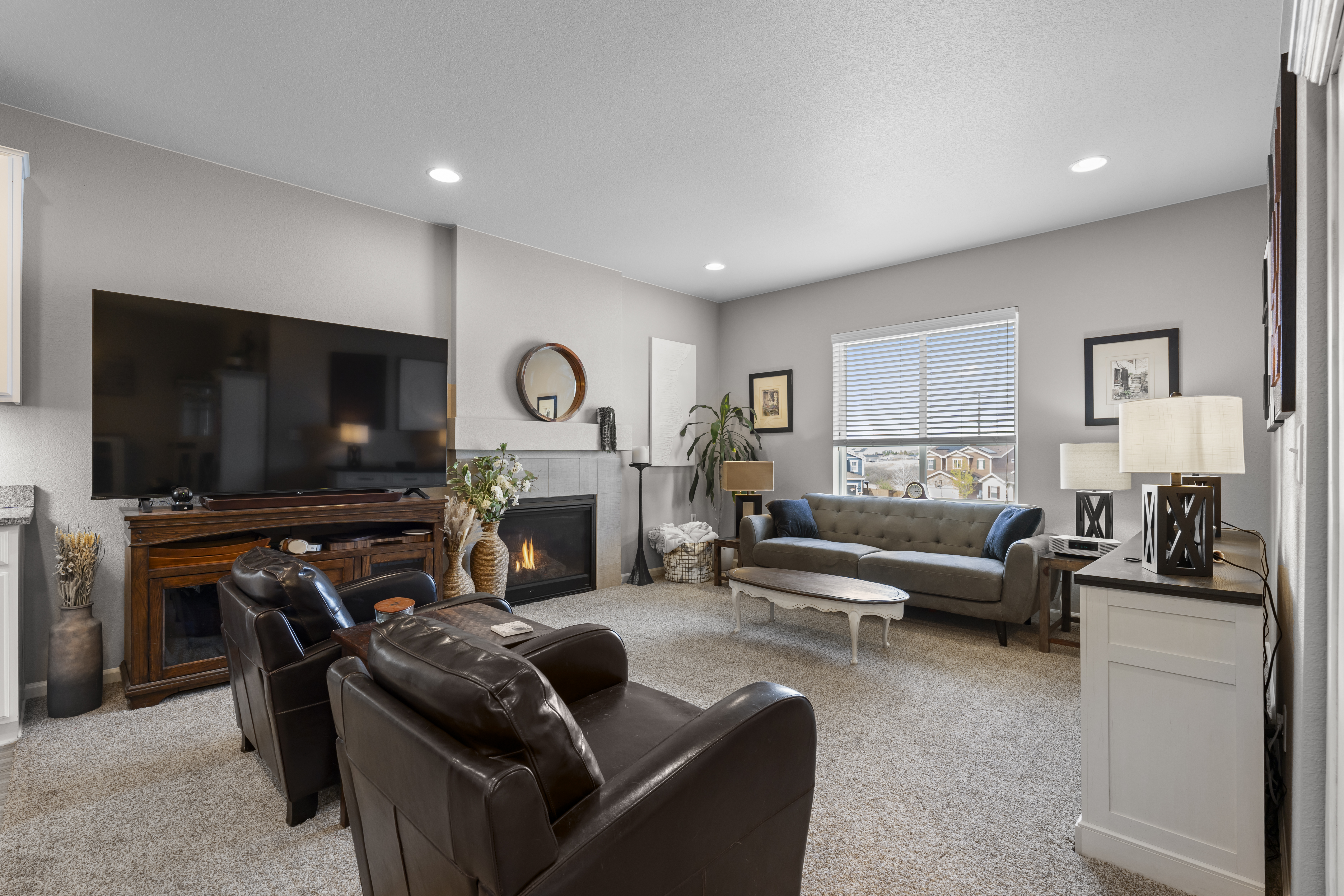  A Turn-Key Treasure Nestled Within the Highly Coveted Terrain Neighborhood - 物件實景