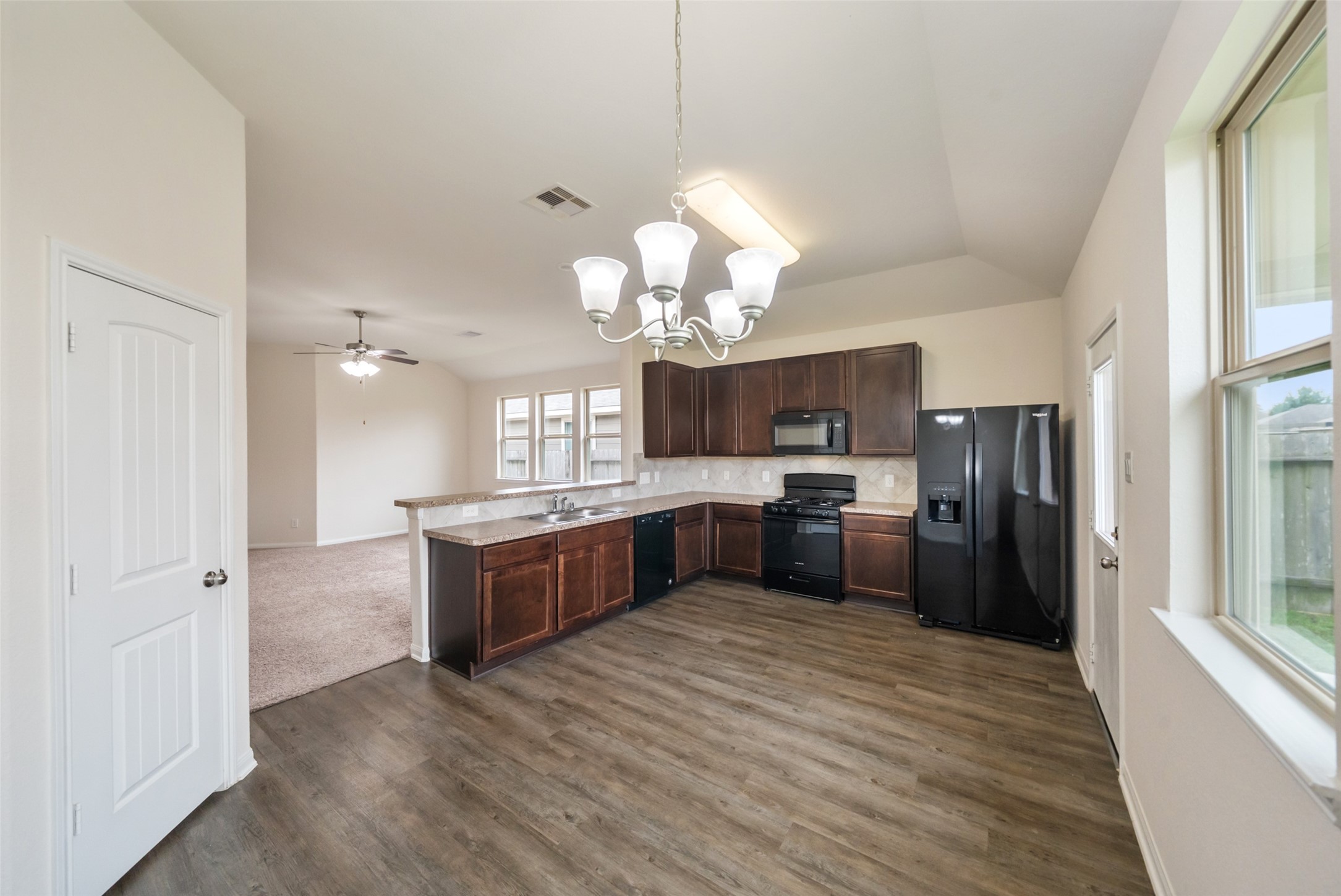  3626 Karissa Road - 物件實景