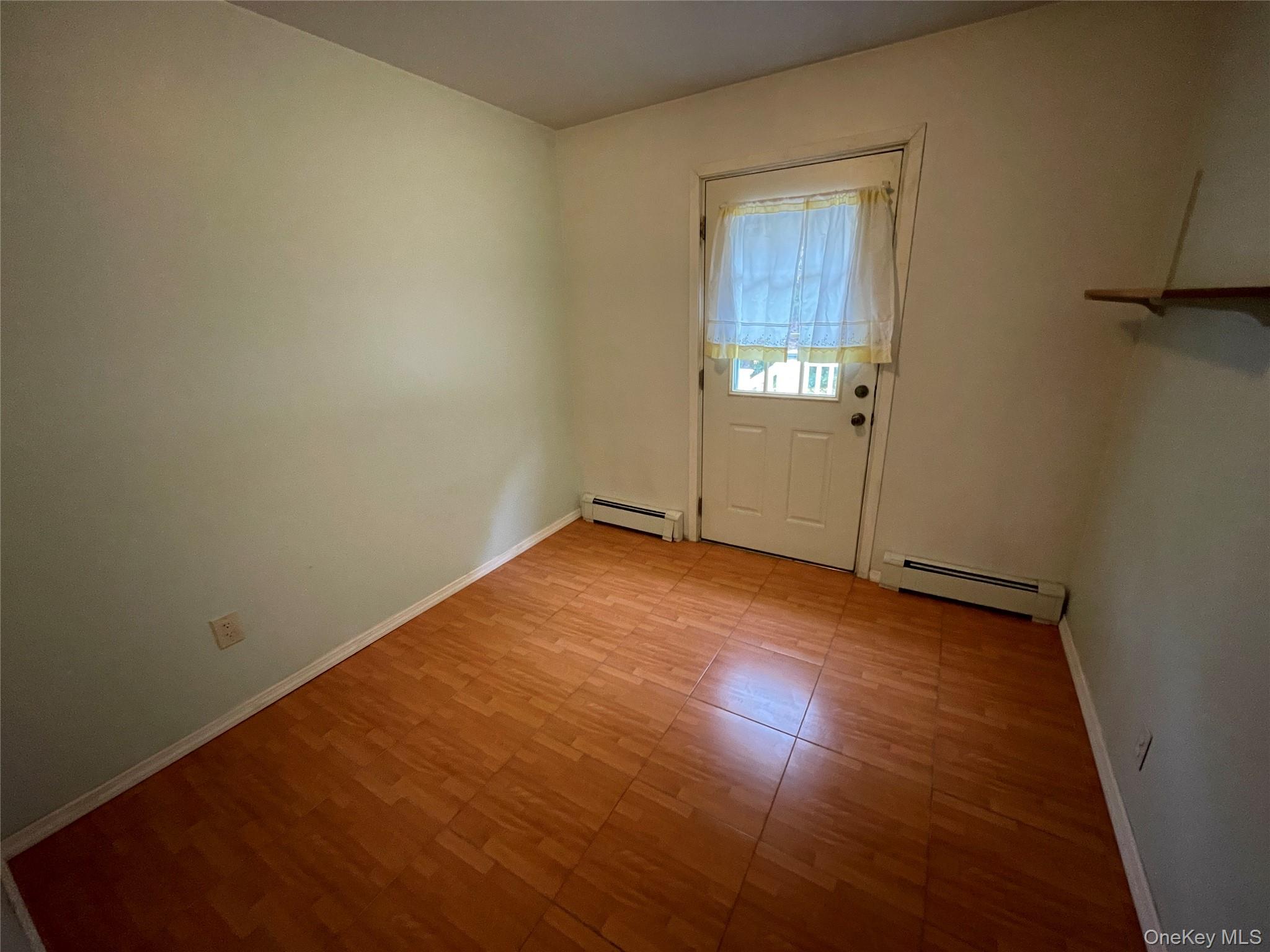 North Babylon, New York, 11703, United States, 3 Bedrooms Bedrooms, ,1 BathroomBathrooms,Residential,For Sale,1990233