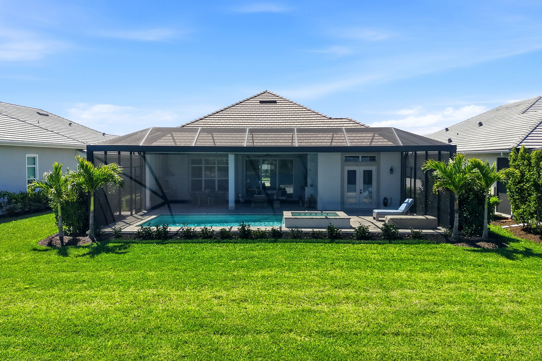  WILD BLUE AT WATERSIDE - 物件實景