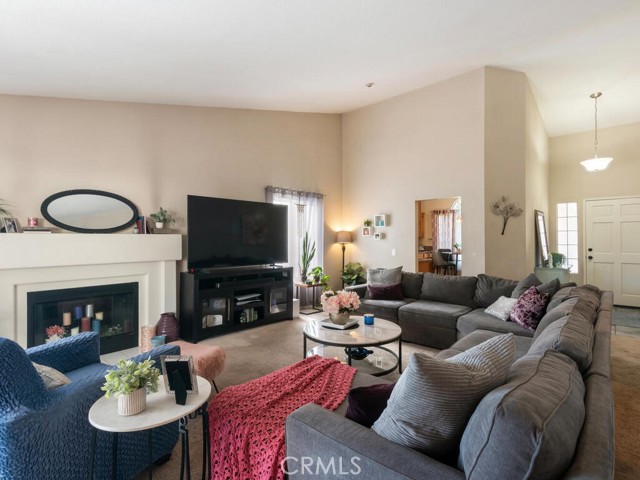 Temecula, California, 92591, United States, 3 Bedrooms Bedrooms, ,2 BathroomsBathrooms,Residential,For Sale,1977401