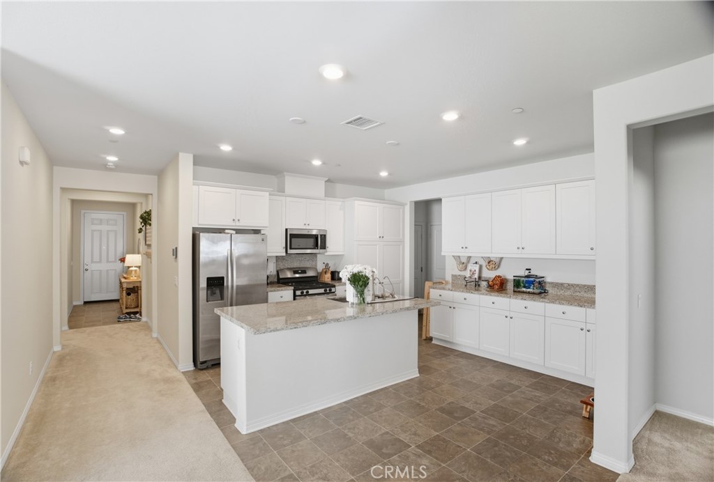 Hemet, California, 92545, United States, 3 Bedrooms Bedrooms, ,2 BathroomsBathrooms,Residential,For Sale,1950235