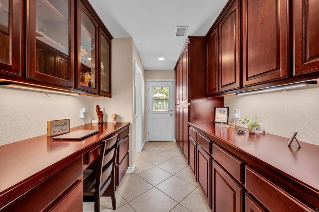 Hemet, California, 92544, United States, 5 Bedrooms Bedrooms, ,4 BathroomsBathrooms,Residential,For Sale,1940395