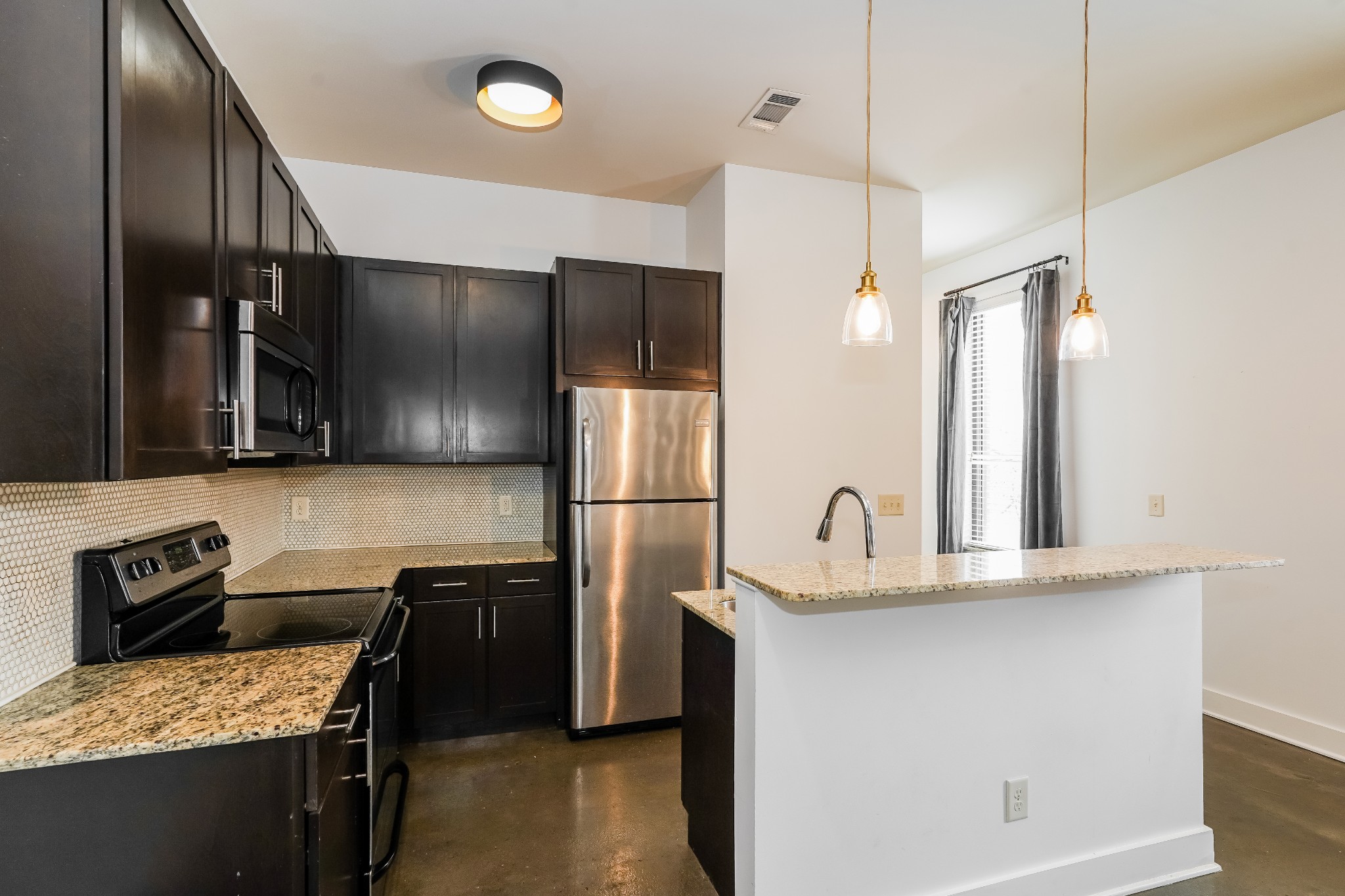  210 30th Ave N #201, Nashville, TN, 37203 - 物件實景