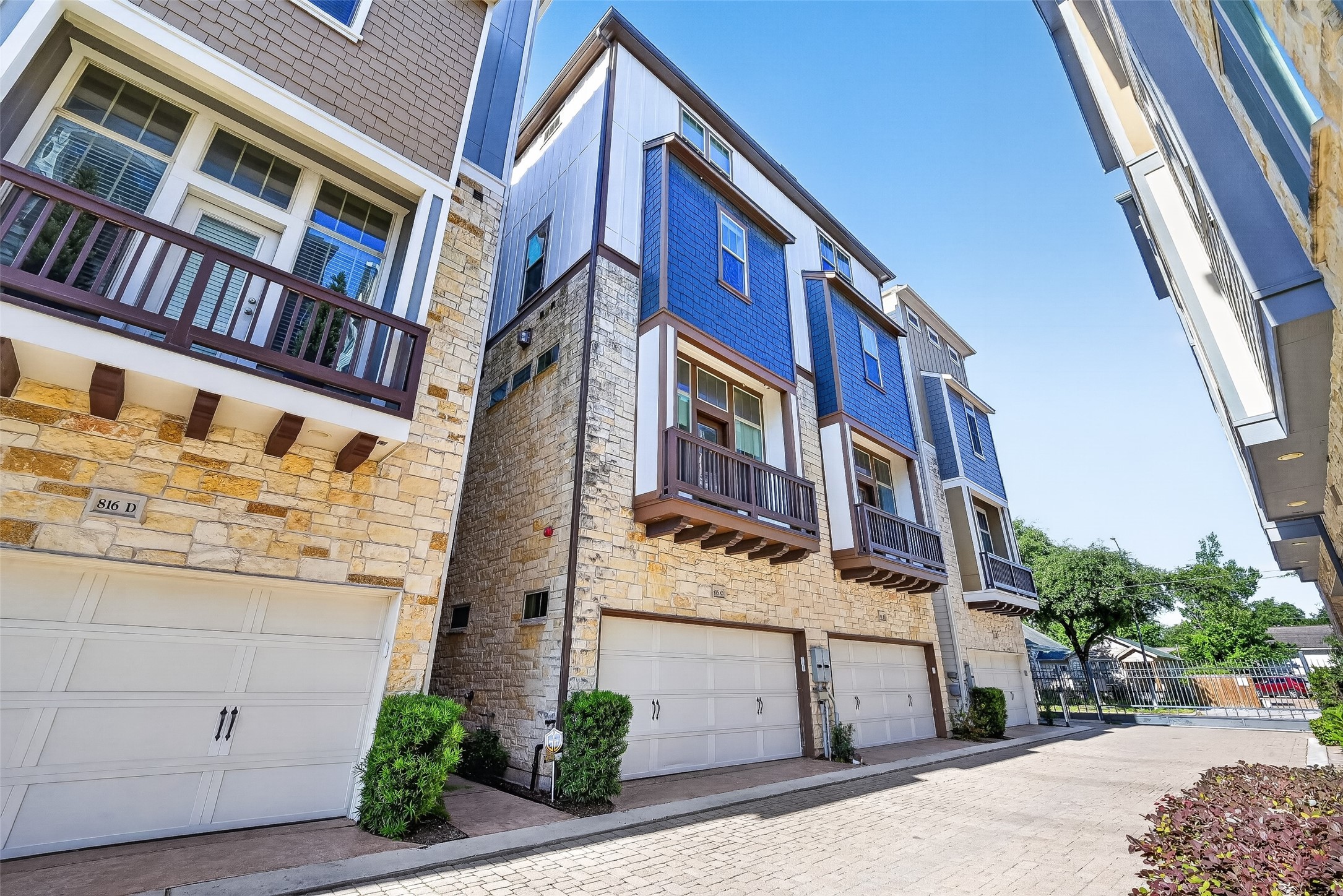  816 Yale Street C - 物件實景