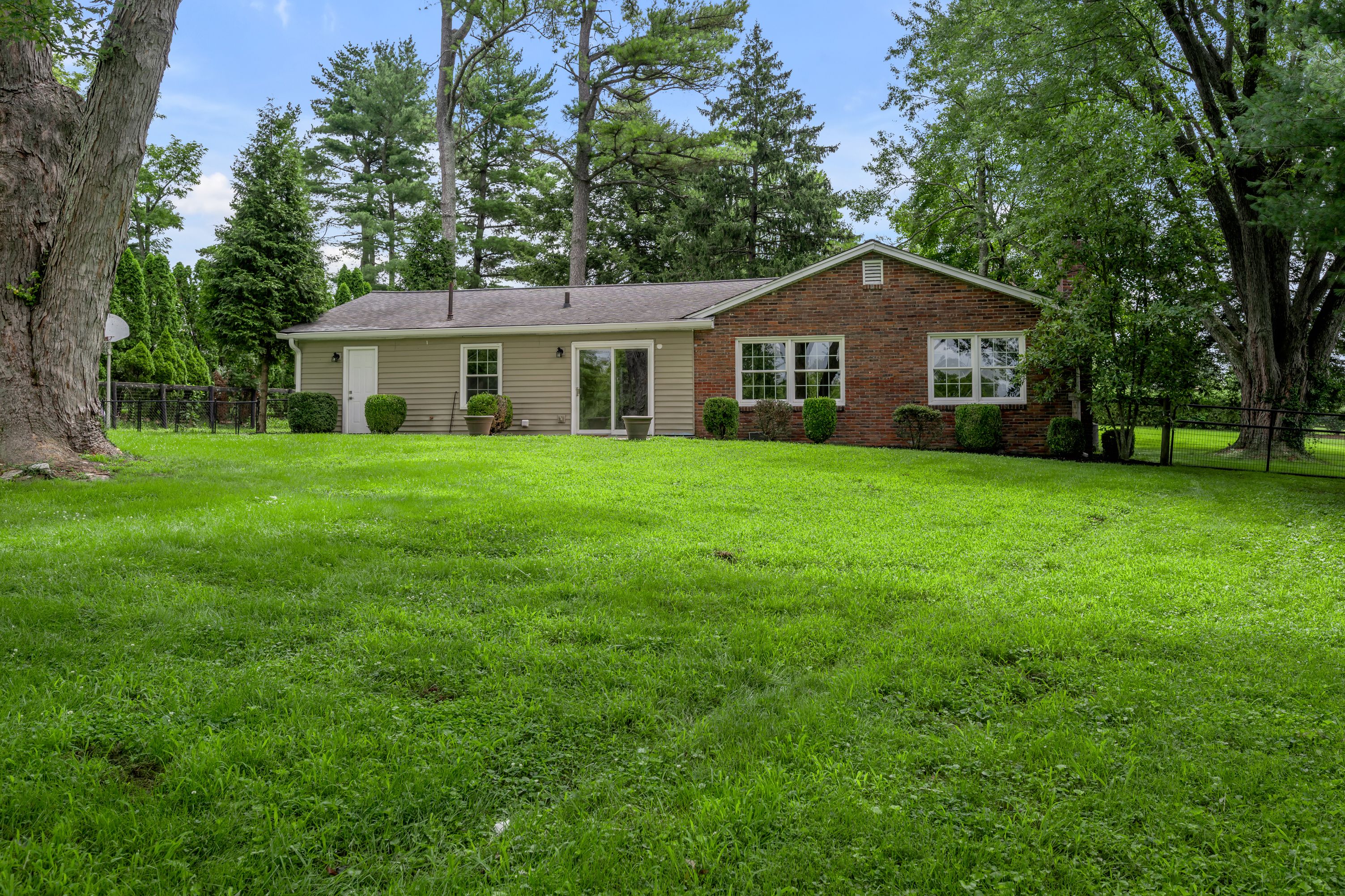 855 Walnut Hill Road - 物件實景