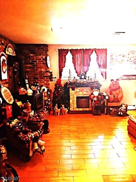 Hopatcong, New Jersey, 07821, United States, 3 Bedrooms Bedrooms, ,3 BathroomsBathrooms,Residential,For Sale,1812761