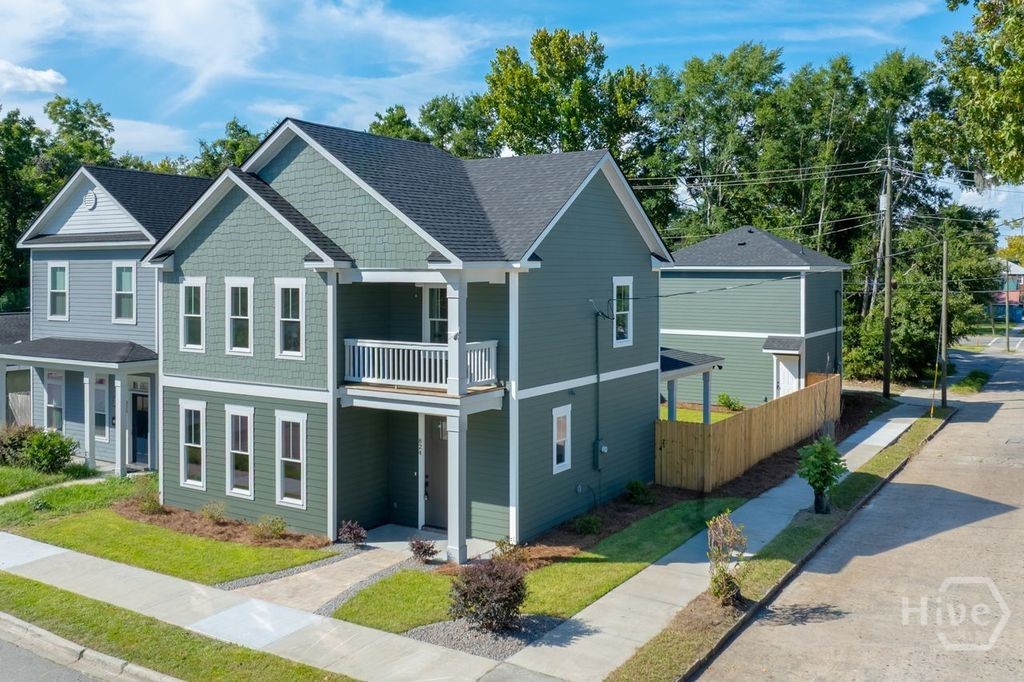 Savannah, Georgia, 31401, United States, 4 Bedrooms Bedrooms, ,4 BathroomsBathrooms,Residential,For Sale,1949799
