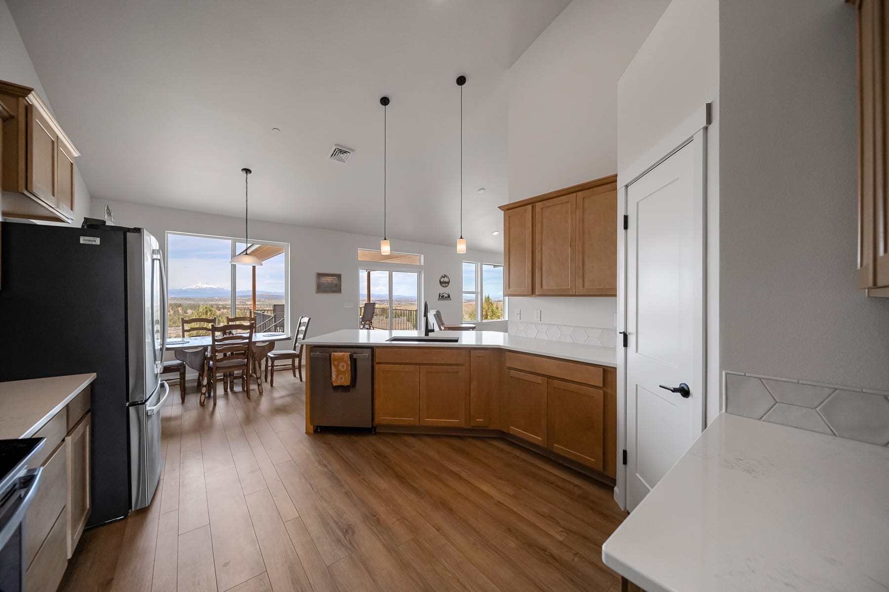  5101 SE Dixon Drive Madras, OR 97741 - 物件實景