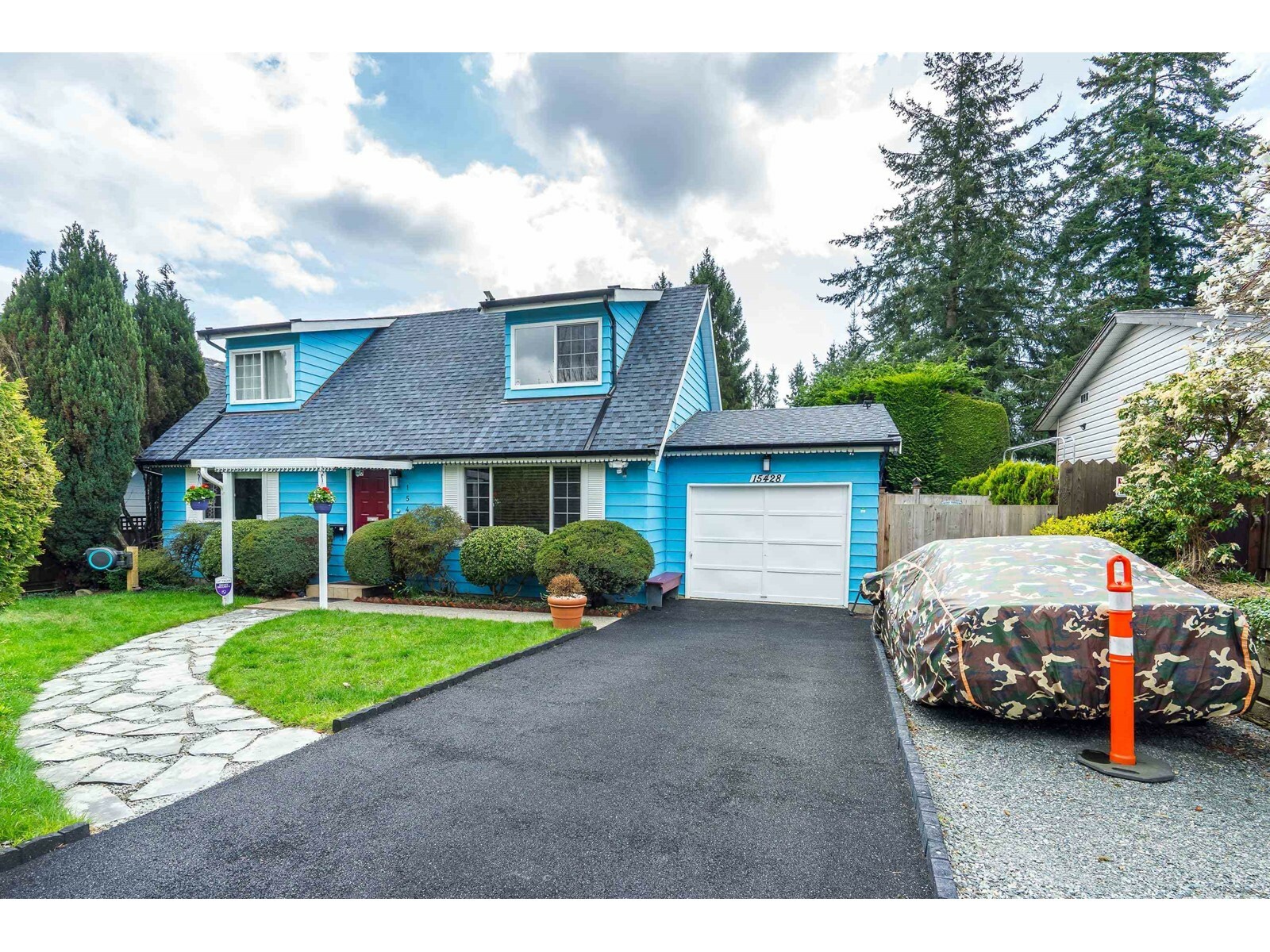 SURREY, British Columbia, V4A 5N3, CA, 3 Bedrooms Bedrooms, ,2 BathroomsBathrooms,Residential,For Sale,1838799