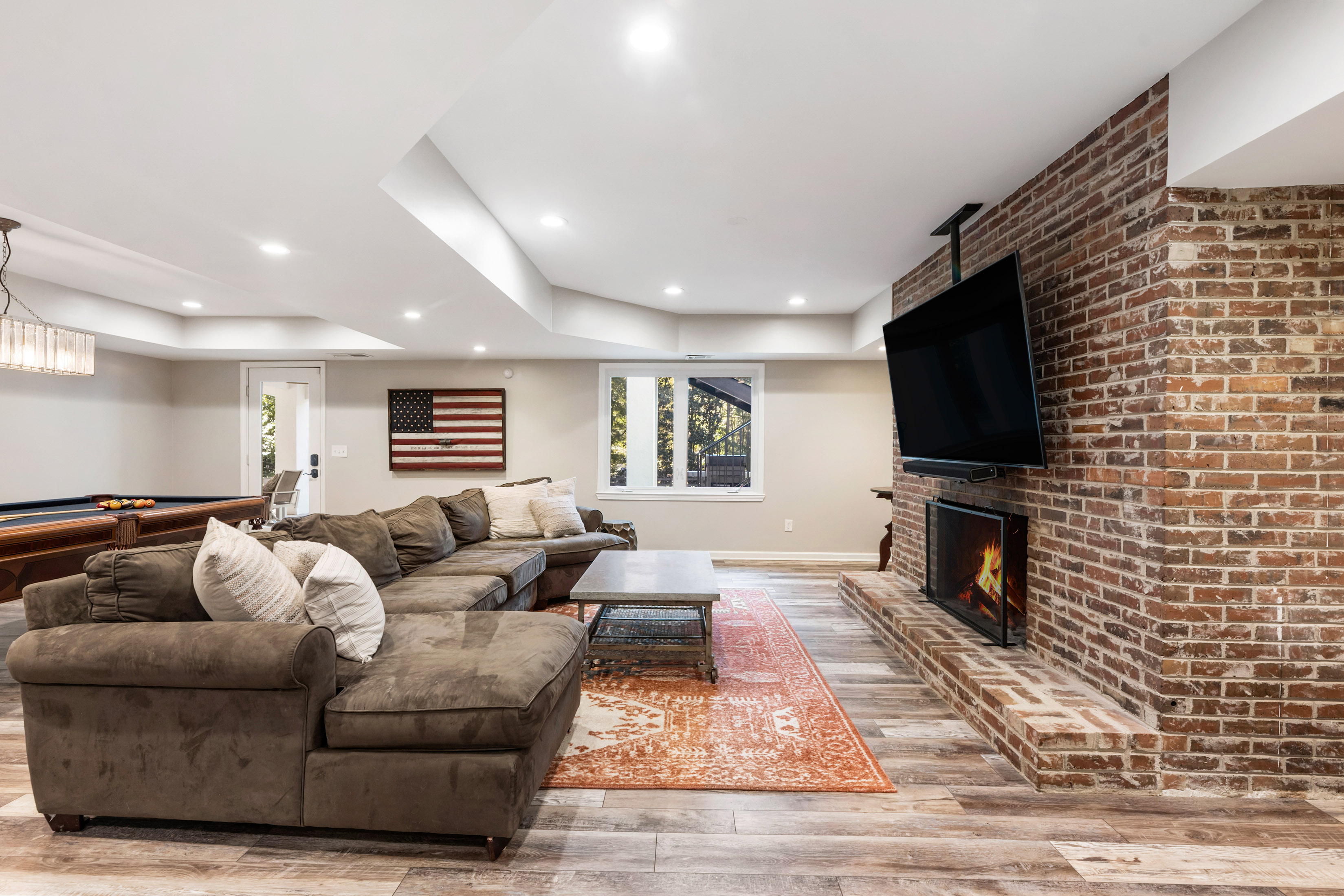  Gated One-Acre Estate Near Downtown Alpharetta and Crabapple - 物件實景