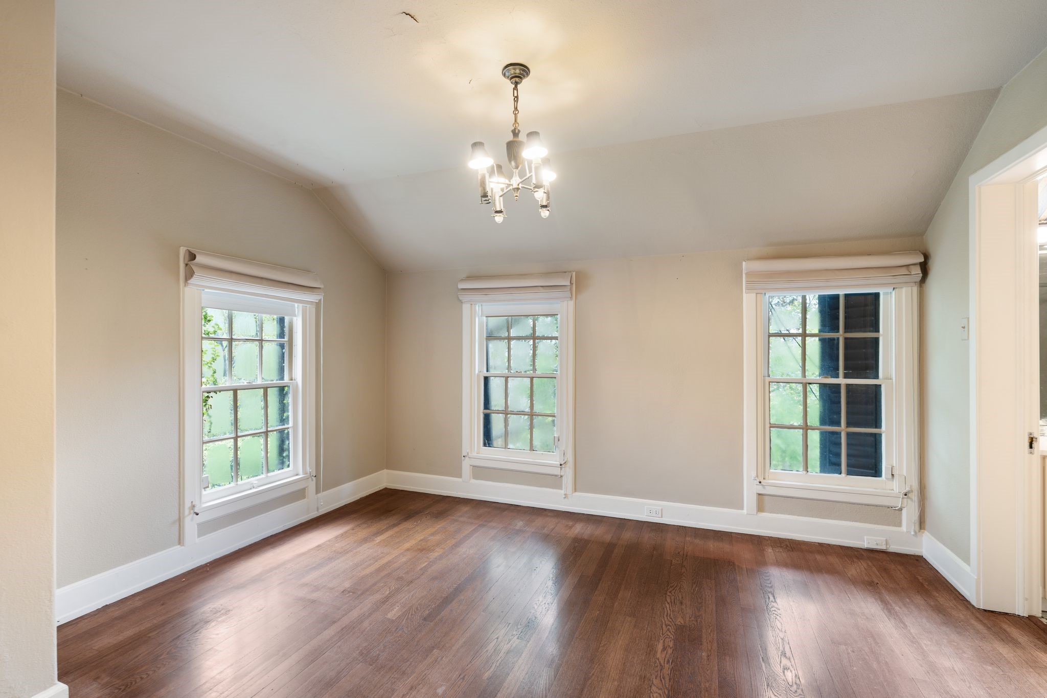  1604 Kirby Drive - 物件實景