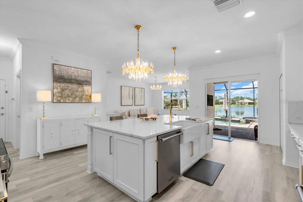 Venice, Florida, 34292, United States, 5 Bedrooms Bedrooms, ,3 BathroomsBathrooms,Residential,For Sale,1874591