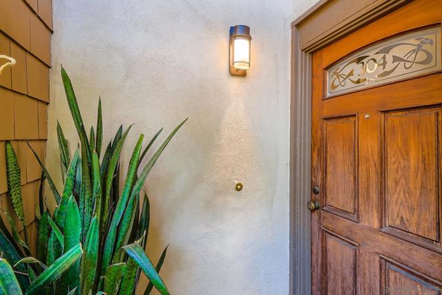 La Jolla, California, 92037, United States, 1 Bedroom Bedrooms, ,1 BathroomBathrooms,Residential,For Sale,1975007